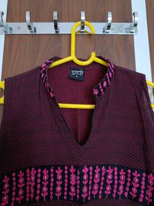 Soch Magenta Sleeveless Kurti