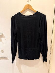 Black Deep V-Neck Long Sleeve Top
