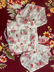 Floral Off-Shoulder Puff Sleeve Crop Top