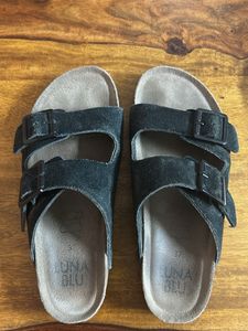 Luna Blu Black Suede Slide Sandals