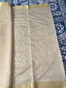 Beige Banarasi Saree With Zaree Work