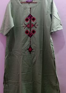 Green Kurti