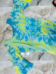 women /girls kurti with tie dye print