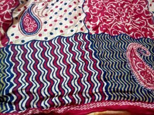 Red &amp; Blue Printed Cotton Saree
