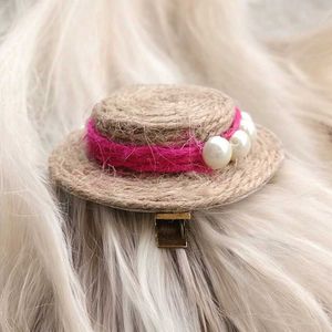 Unique Design cap clip.