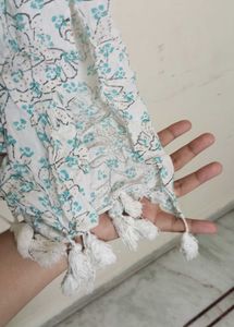 Stoles Hijabs etc