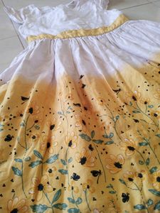 MAX FROCK 💛🤍