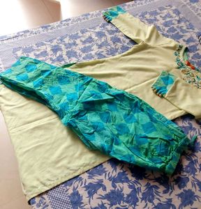 Embroidered Kurta Set