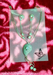 Sparkling Silver Necklace & Earring Set