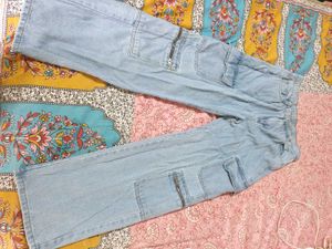 Stylish Light Wash Cargo Jeans