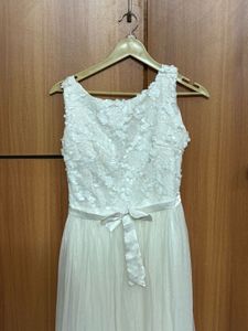 Elegant White Floral Party Dress light alternation