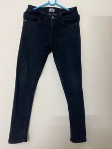 28 Size Black Denim