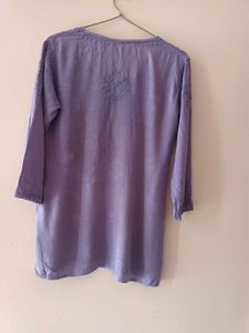 SHORT CHIKANKARI KURTA