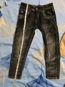 Boy&#39;s Shirt &amp; Jeans Outfit