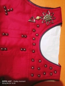 We sell small children&#39;s clothes, our shop is