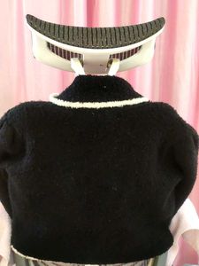 FUZZY BOW BLACK SWEATER