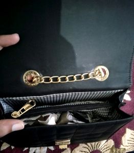 Stylish Sling Bag (Black)