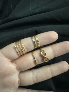 Golden Ring Set 4pcs