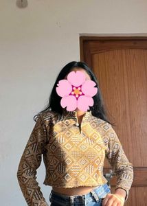 Patterned Long Sleeve Crop Top