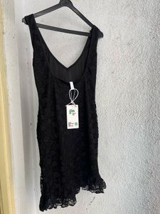 Elegant Black Lace Mini Dress