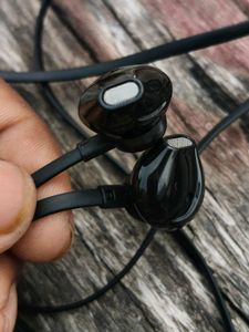 JBL Wired Headphones