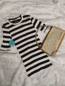 ✨Blue & White Striped Top✨