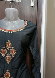 Beautiful Kundan Work Kurta