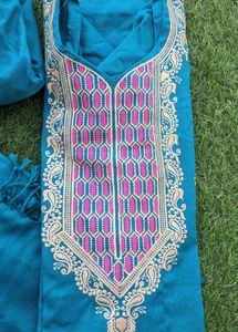 Salwar Kurta Set With Shawl