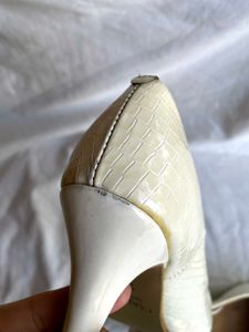 Carlton London heels