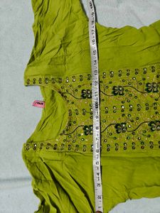 Feeding kurti with pant&amp; dupatta