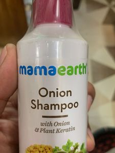 Mamaearth Onion Shampoo