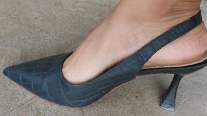 Women&#39;s Black Heels (3 Inches)
