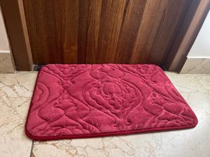 DOOR MAT