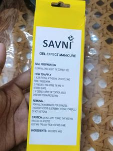 SAVNI Premium Press-On Nails - 24 pc Set