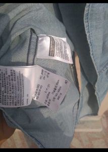 Levis Denim Shirt Chest 40 Inch