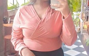 peach color crop top
