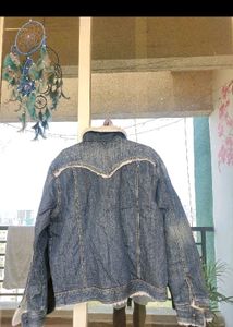 Levi&#39;s Premium Denim Sherpa Trucket Jacket