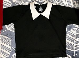 Korean Inspo Black Crop Top With White Collar