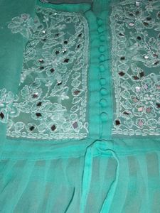 Chikankari Short Kurti