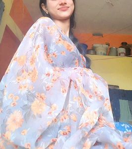 Floral Print Chiffon Saree