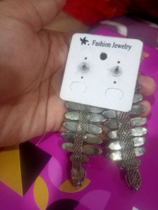 Earings