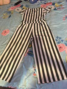 White And Dark Green Stripes Jumspsuit