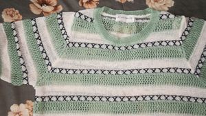Crosia Top With White Inner
