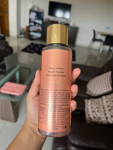 VICTORIA SECRET AMBER ROMANCE BODY MIST (new!!)