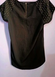 Elegant Black Top- Not Used Product 🖤💛 ✨