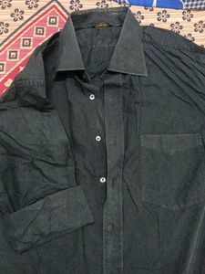 Vintage Black Cotton Button-Down Shirt