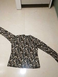 Animal.Print Full Sleeves t Shirt