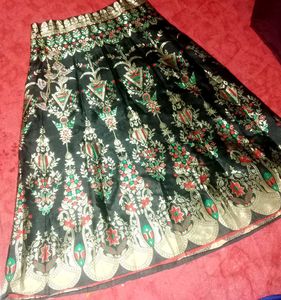 Elegant Black &amp; Green Lehenga Choli
