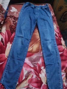 Classic Blue Denim Jeans - Everyday Fit
