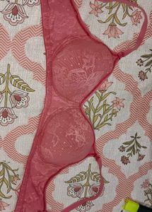 Full Covered Padded Lace Bra
